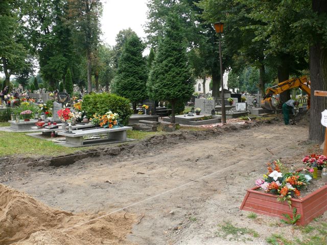 Zmiany na cmentarzu