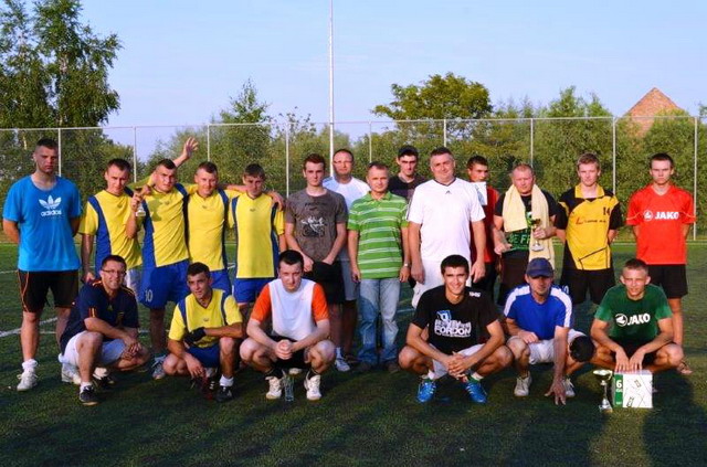 Piłkarskie zmagania w Jaroszowie