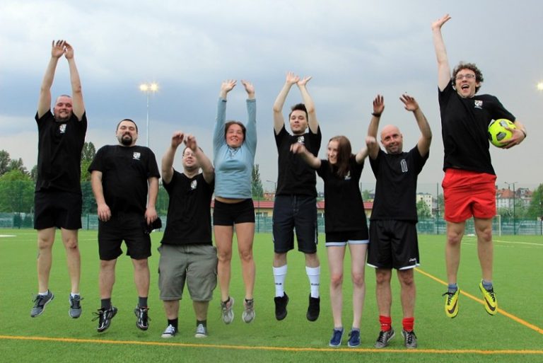 Poeci kontra krytycy na… stadionie [FOTO]