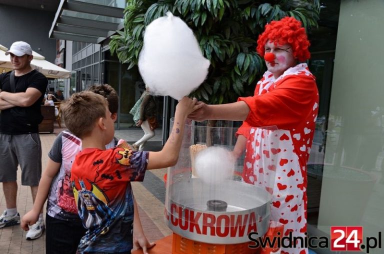Cyrkowa niedziela w Galerii Świdnickiej [FOTO/VIDEO]