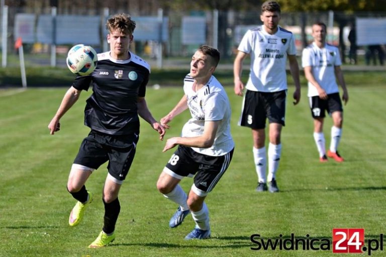 Zapraszamy na relację live z meczu Polonia-Stal – Formacja