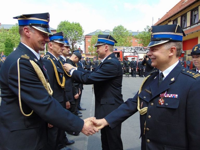 Strażacy nagrodzeni i awansowani [FOTO]