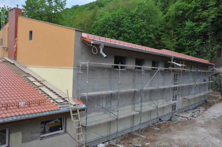 Kończą budowę kolejnej sali sportowej