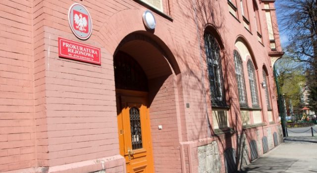 Była legenda „na prokuratora”. Sprawca oszustwa stanie przed sądem