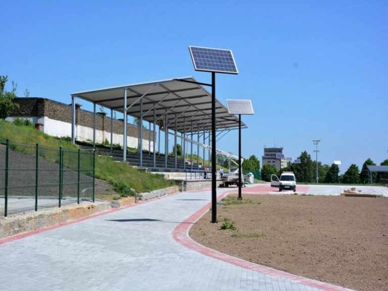 Nowy stadion w Strzegomiu – będzie zabawa[FOTO]