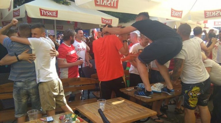 Niesamowite emocje, mamy to, mamy ćwierćfinał ME! [AKTUALIZACJA]