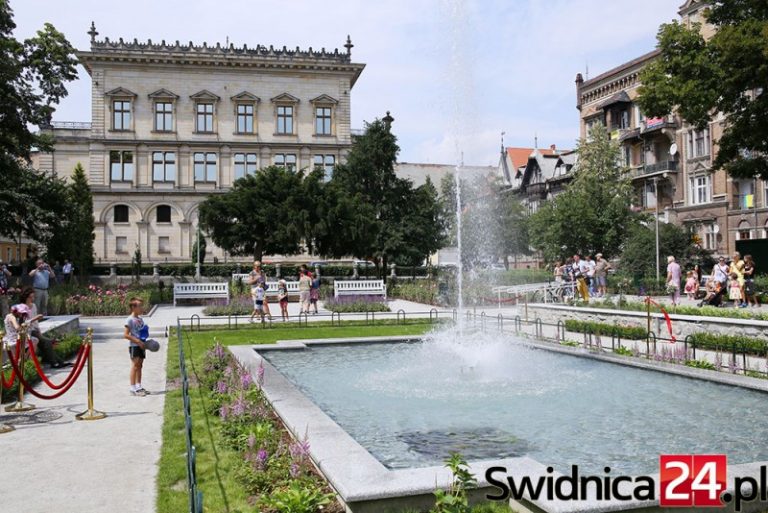 Ogród jak z bajki [FOTO/VIDEO]