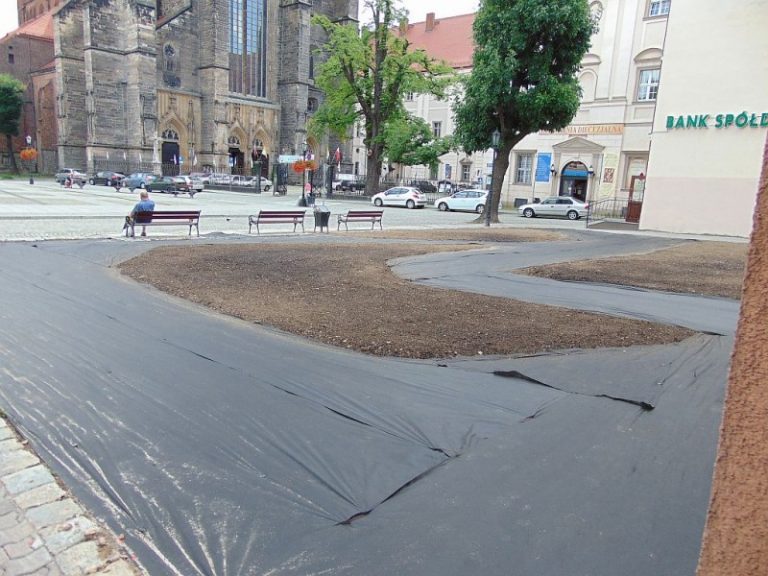 Skwer wciąż czeka na dokończenie