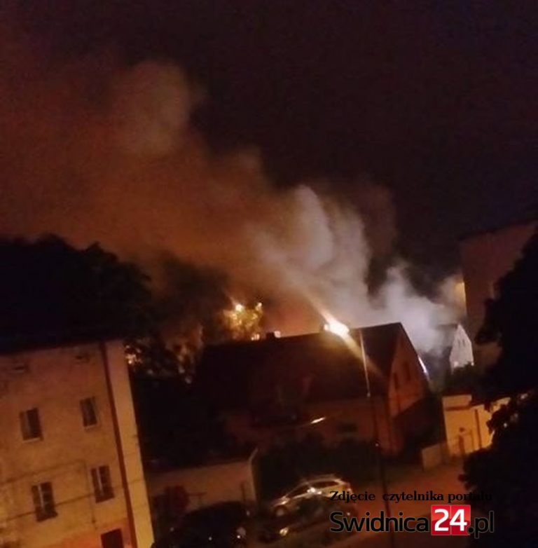 Pożar w Jaworzynie Śląskiej [FOTO/VIDEO]