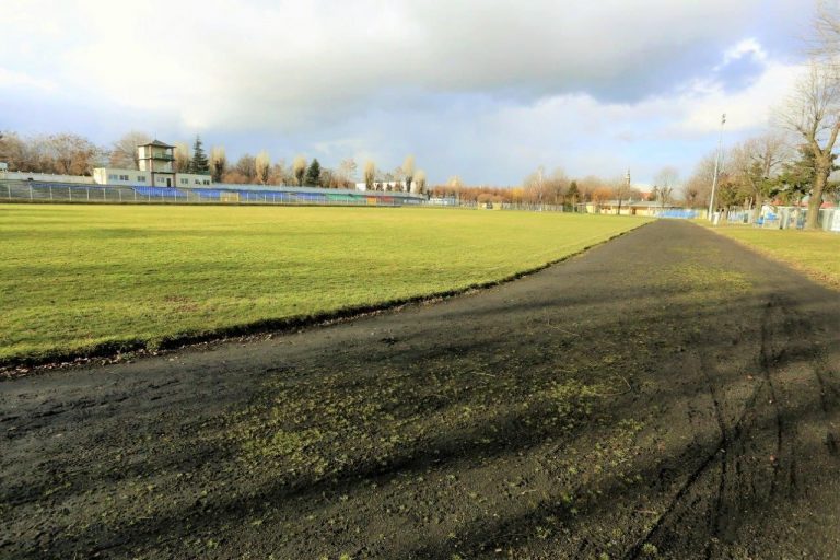 Półtora miliona na przebudowę stadionu w Świdnicy!