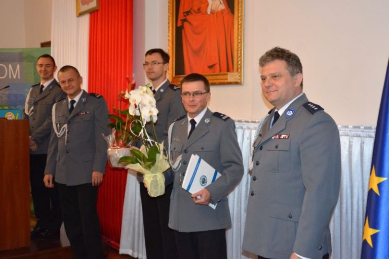 Komendant już oficjalny