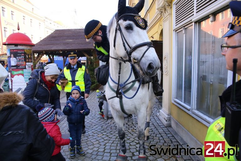 Świdnicka Kolęda z Rosą i św. Mikołajem [FOTO]