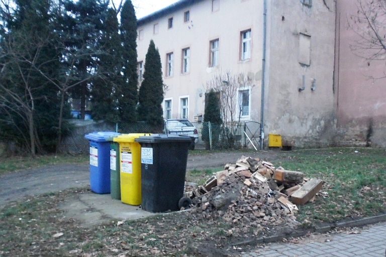 Kary za wyrzucanie gruzu