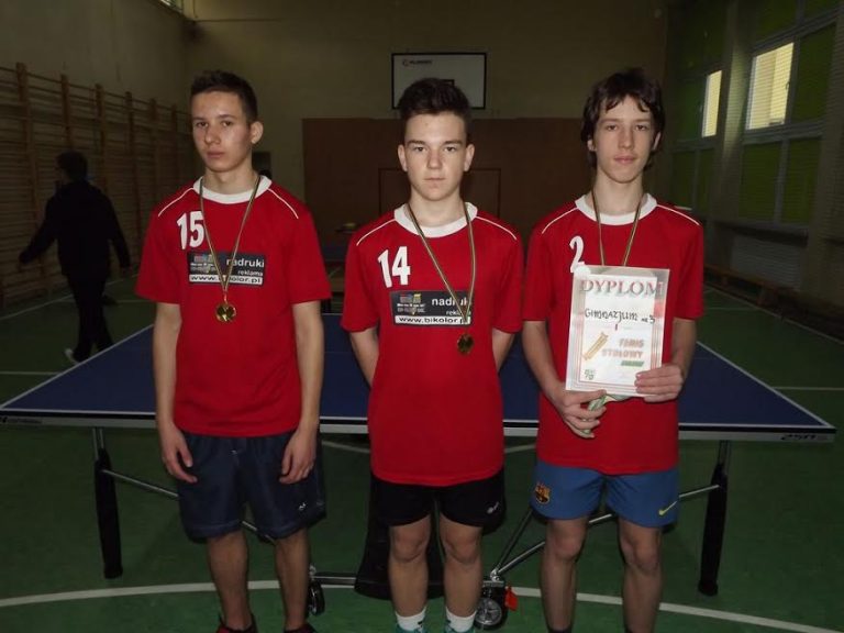 Zawodnicy „trójki” powalczą dalej