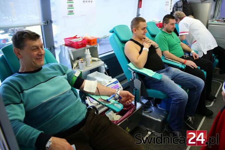 Mundurowi zebrali blisko 16 litrów krwi