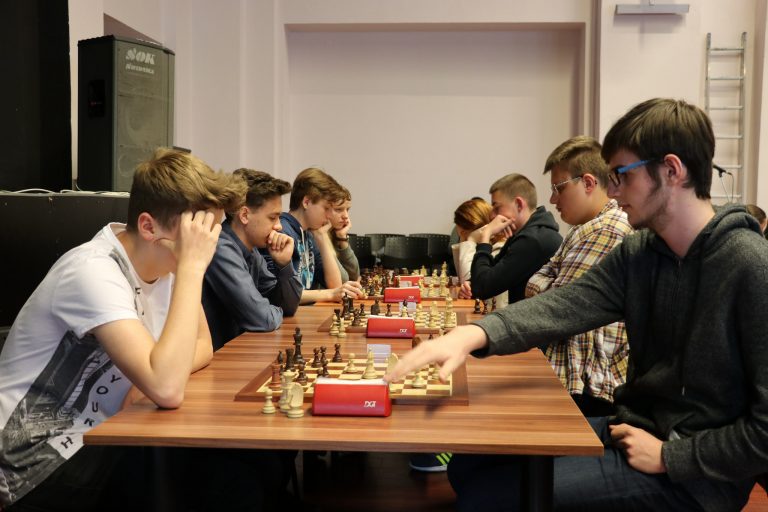 Rekordowe zawody w szachach [FOTO]