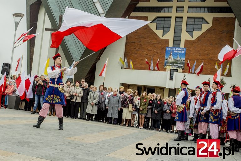 Świętowanie Konstytucji 3 Maja z pytaniami o współczesną Konstytucję RP [FOTO]