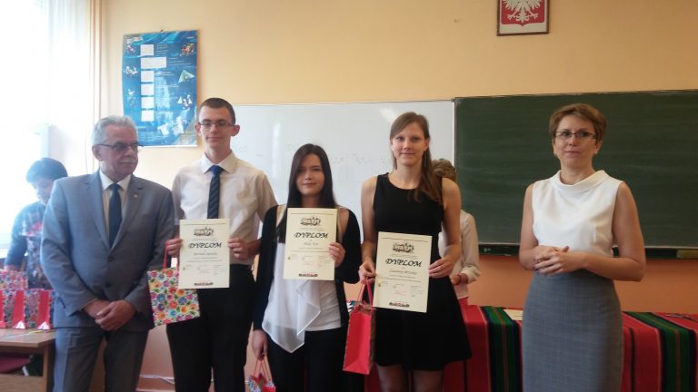 Świdnicka drużyna zwyciężyła w konkursie matematycznym [FOTO]