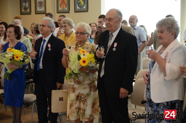 Diamentowe i złote gody w świdnickim USC [FOTO]