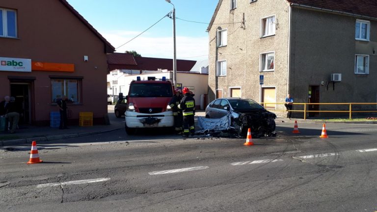 Wymusił pierwszeństwo na krzyżówce w Marcinowicach [FOTO]
