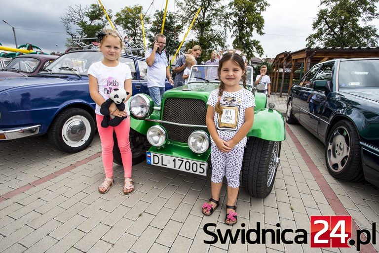 Miłośnicy motoryzacji pochwalili się swoimi unikatami [FOTO]