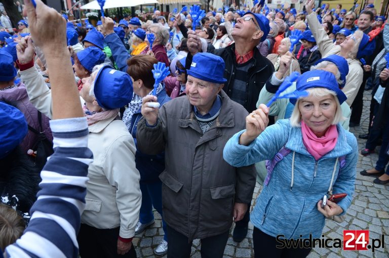 Seniorzy pełni wigoru [FOTO]