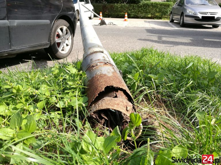 Przerdzewiałe latarnie przestaną straszyć?