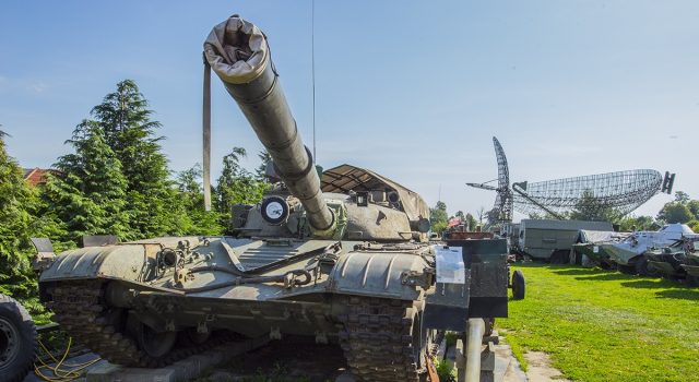 Militarny piknik już w ten weekend. Będzie przejazd pojazdów wojskowych i starcie osobówki z czołgiem