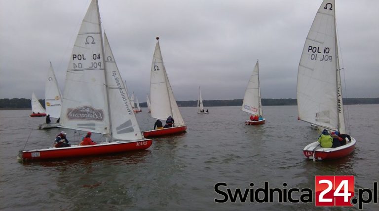 Ruszyły wyścigi w XV Regatach Książęcy Szkwał