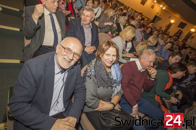 Uniwersytet daje im drugą młodość. Seniorzy świętowali 10-lecie uczelni [FOTO]