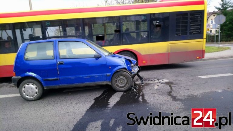 Zderzenie na Bystrzyckiej [FOTO]