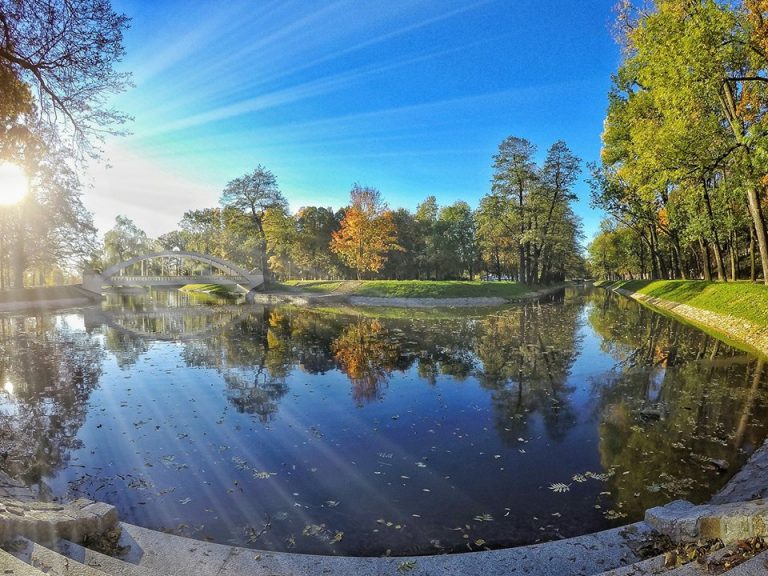 Świdnicki park w słońcu [FOTO]