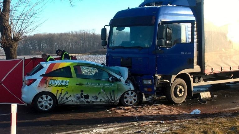 Wypadek na trasie Świdnica-Dzierżoniów. Nie żyje kierowca