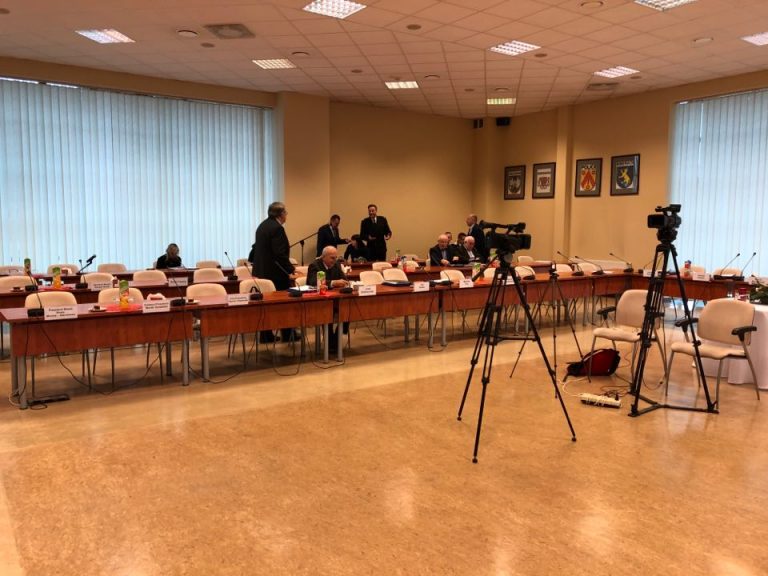 Świdniccy radni zadecydują o budżecie miasta na 2018 rok [TRANSMISJA]