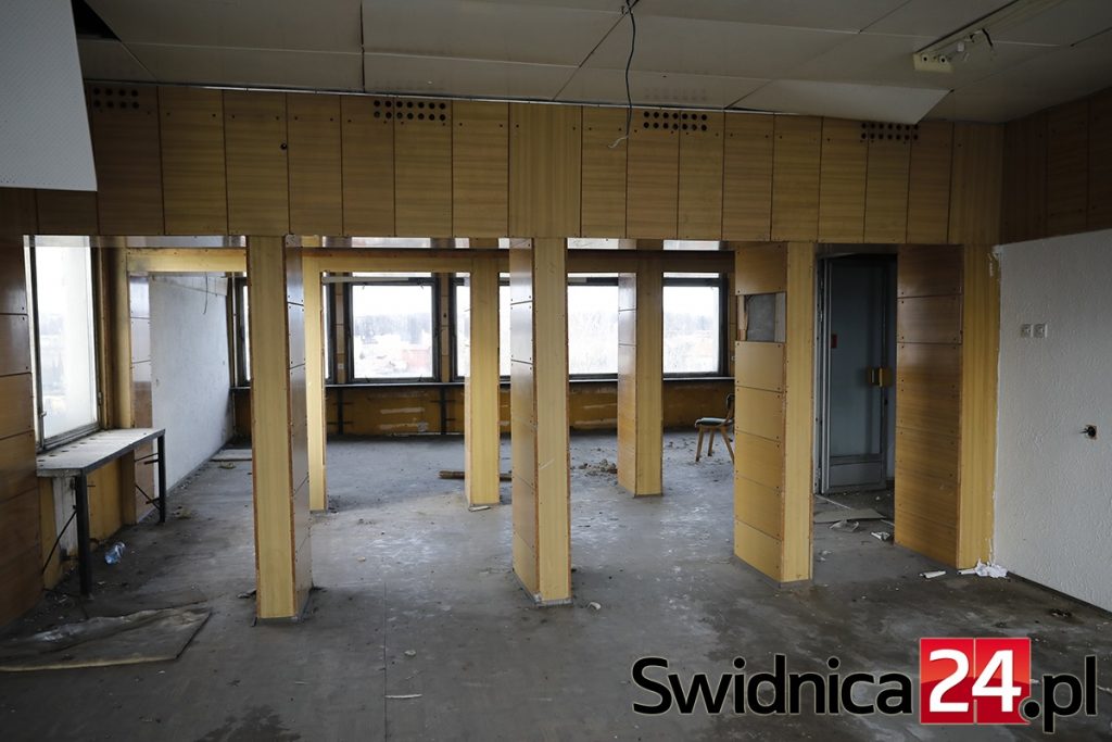 Dawny biurowiec ŚFUP-u czeka remont [FOTO] - Swidnica24.pl - wydarzenia ...