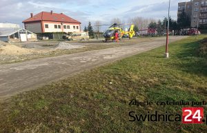 Ranny pracownik zabrany śmigłowcem do Wrocławia