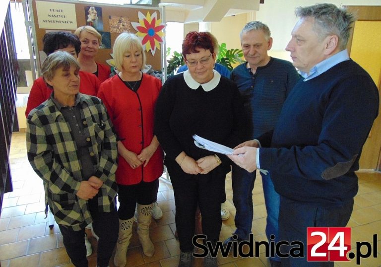 Trzy lata czekają na podwyżki. Co  z obietnicami prezydent Świdnicy? [Aktualizacja]