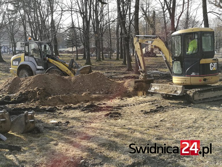 Park Centralny niebezpieczny? Będą tablice ostrzegające o budowie
