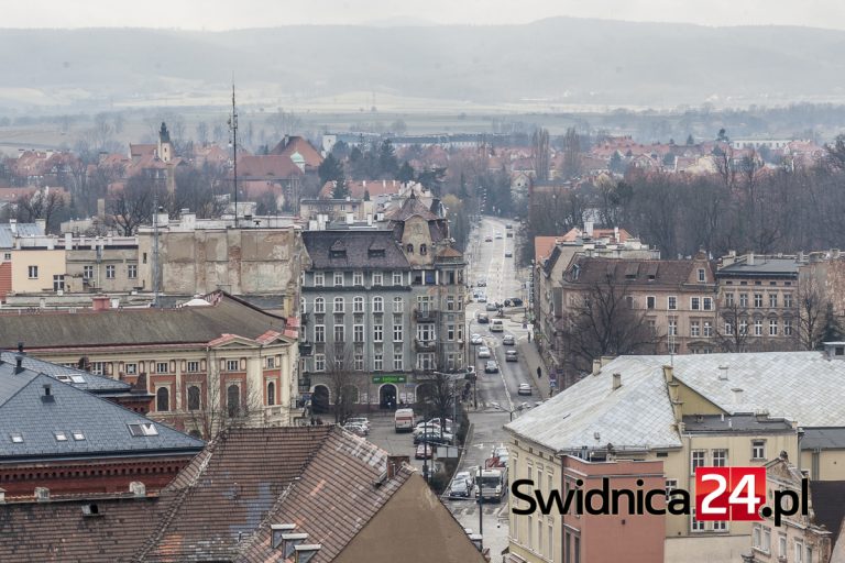 Szukają wykonawcy remontu Wałbrzyskiej. Wystarczy pieniędzy?