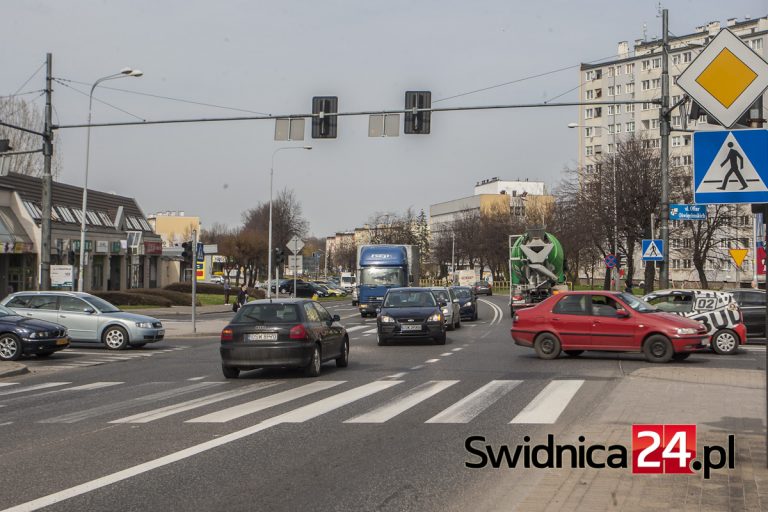 Awarii dzień kolejny. Światła naprawią w poniedziałek?