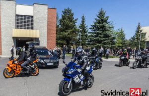 Motocykliści pożegnają tragicznie zmarłego kolegę