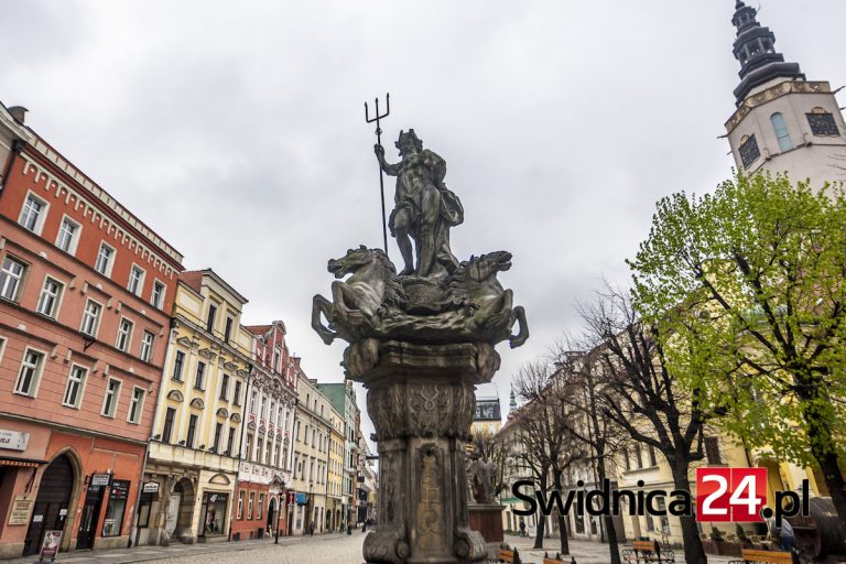 Rynkowe fontanny o krok bliżej remontu