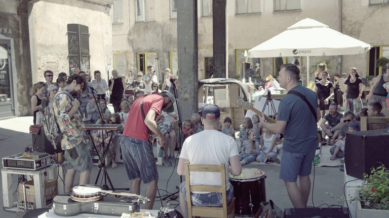 Czereśnie zagrają pod Wieżą Ratuszową. Koncert dla dzieci (i nie tylko!)