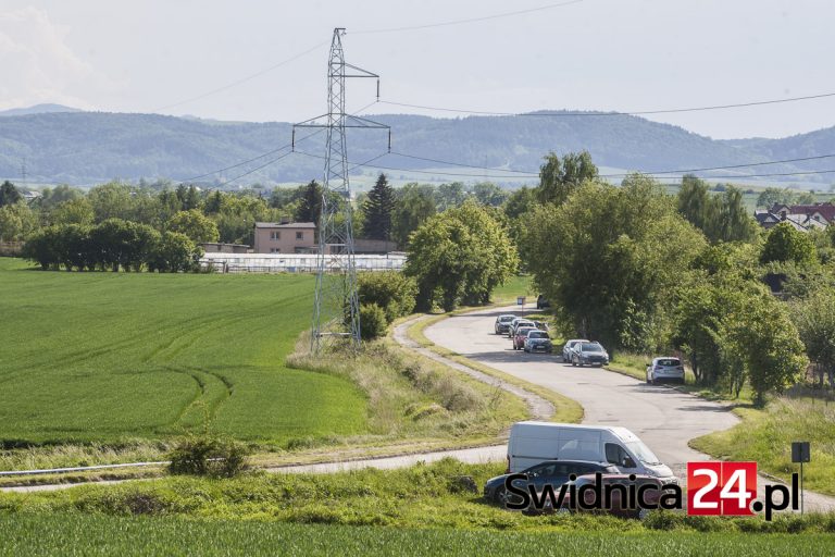 Oferty znów przebiły szacunki. Potrzeba 500 tysięcy więcej na Pogodną
