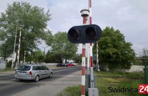 Niesprawne światła na Bystrzyckiej. Kierowcy ostrzegają