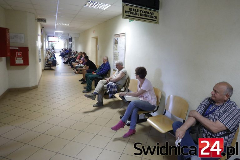 Wydział komunikacji będzie czynny także po południu