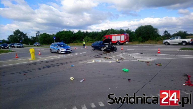 Wypadek na łączniku [FOTO]