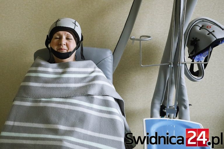 Paxman od dzisiaj ratuje włosy. Takich urządzeń w Polsce jest tylko 14!