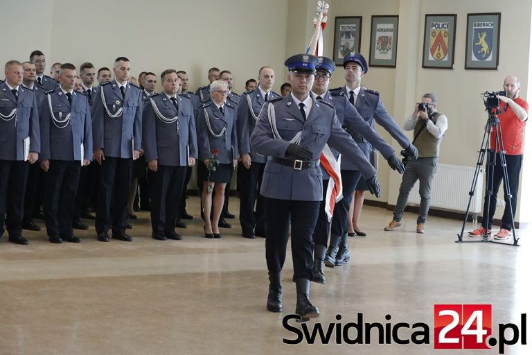 Policjanci na masowych zwolnieniach? „Mieszkańcy nie powinni czuć się zagrożeni”