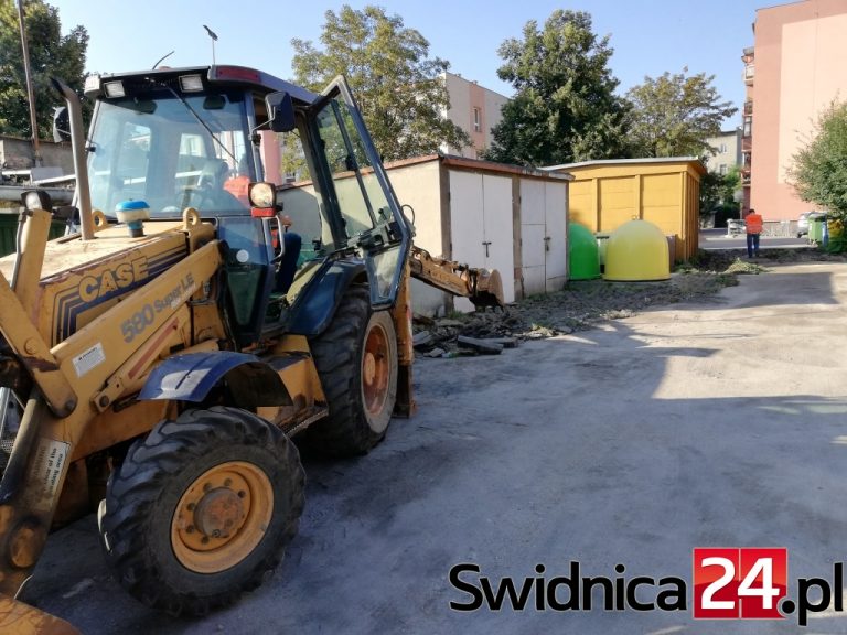 Po naszych interwencjach równają dziury [FOTO]